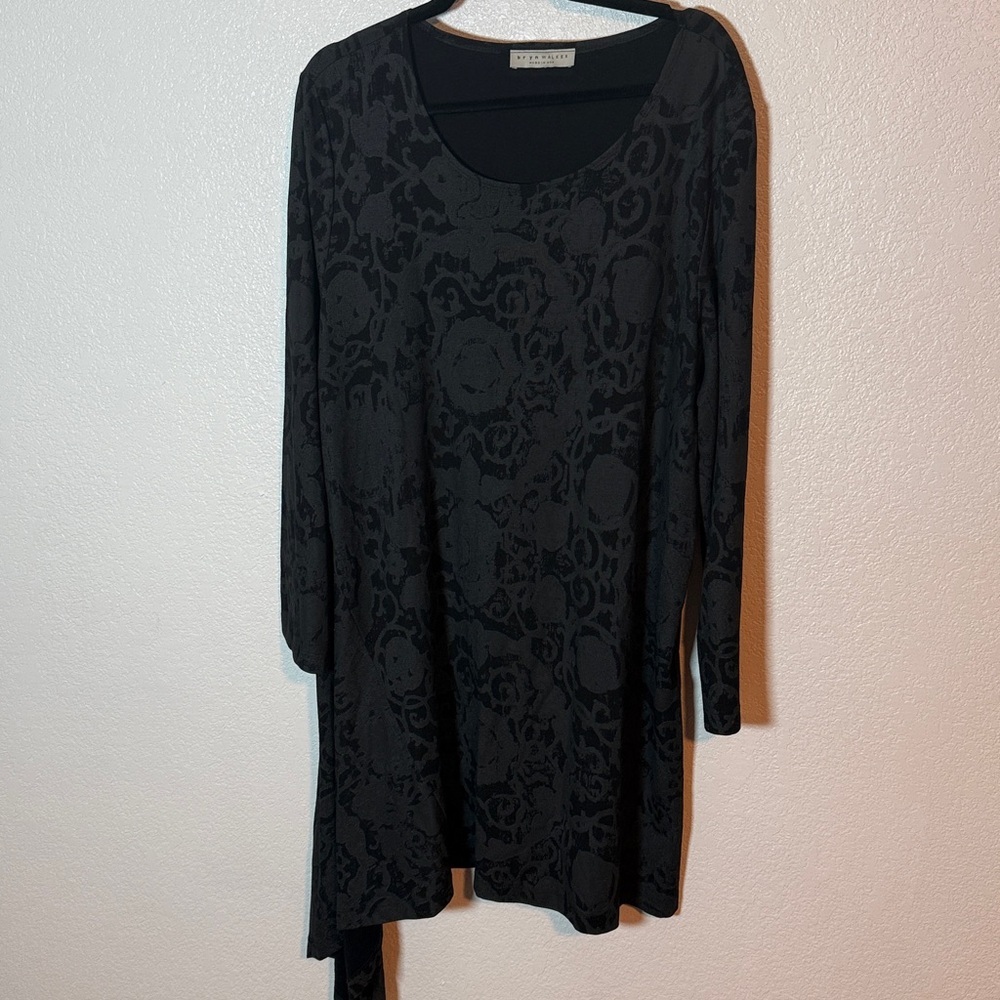 Bryn Walker Black Gray Tapestry Print Asymmetrical Long Tunic Size 2X Lagenlook